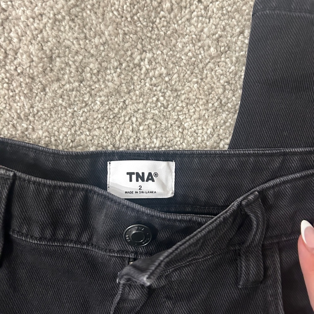 Aritzia barrel jeans size 2